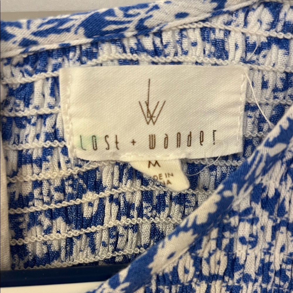 Lost + Wander Blue White Textured Flutter Sleeve Midi Dress Size M - Picture 2 of 4